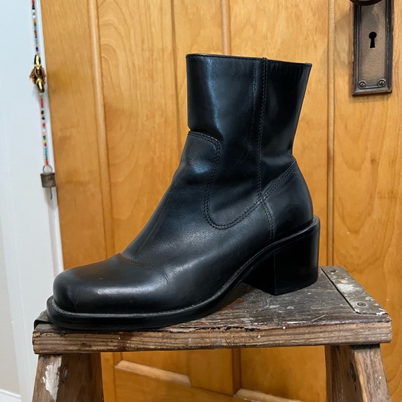 Harley Davidson boots - Picture 2 of 8